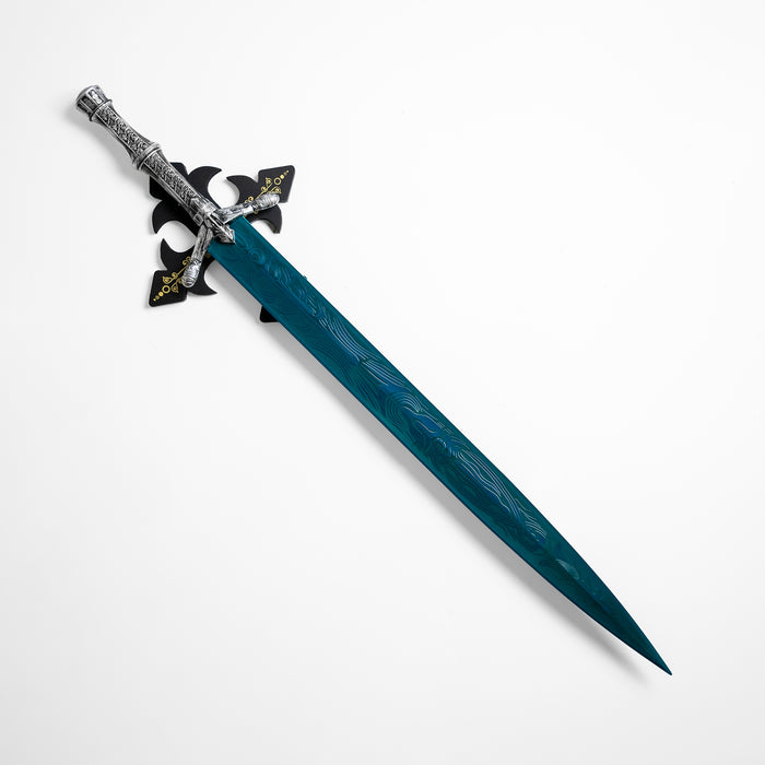 Hunter's Holy Moonlight Sword