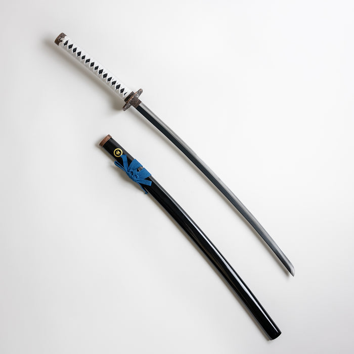 Otkinchilarga ozining jozibasini korsatadi Lucy Levon bilan porno tomosha qiling